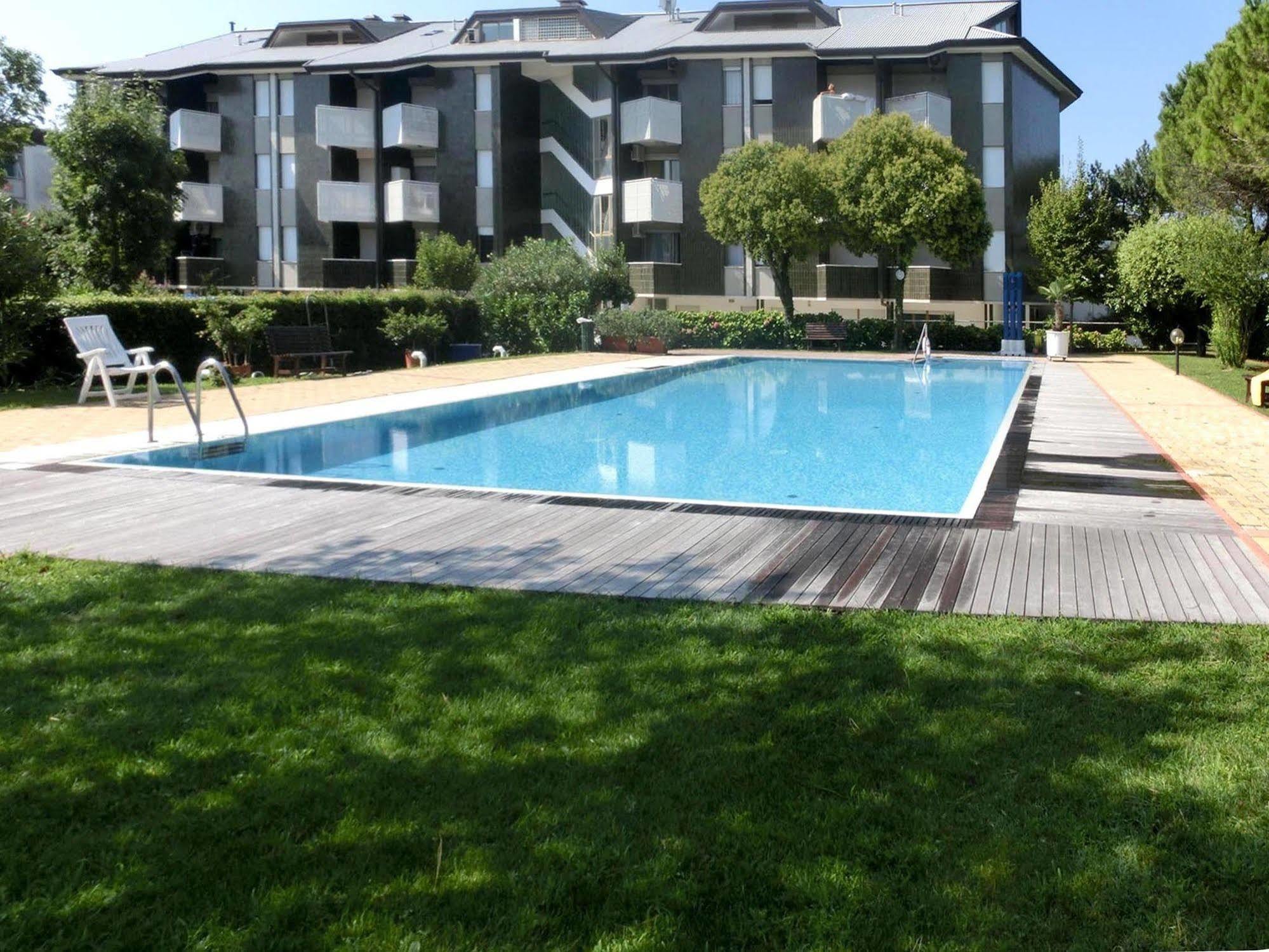 Casa Marina Apartment Lignano Sabbiadoro Luaran gambar